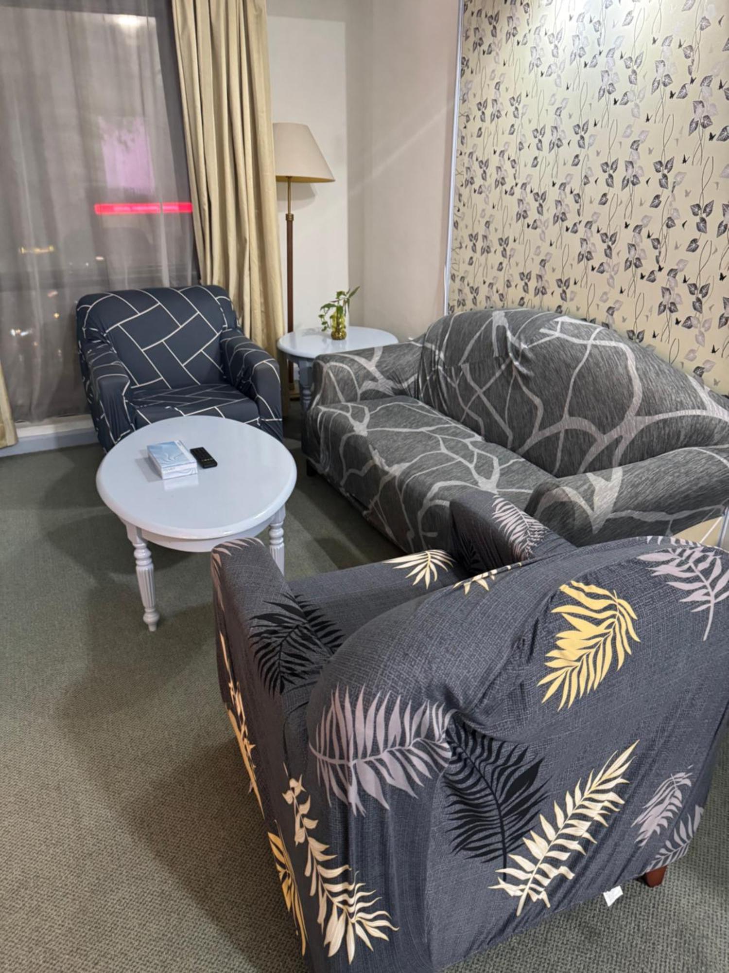 Lotus Infinity At Times Square East Lobby Pangsapuri