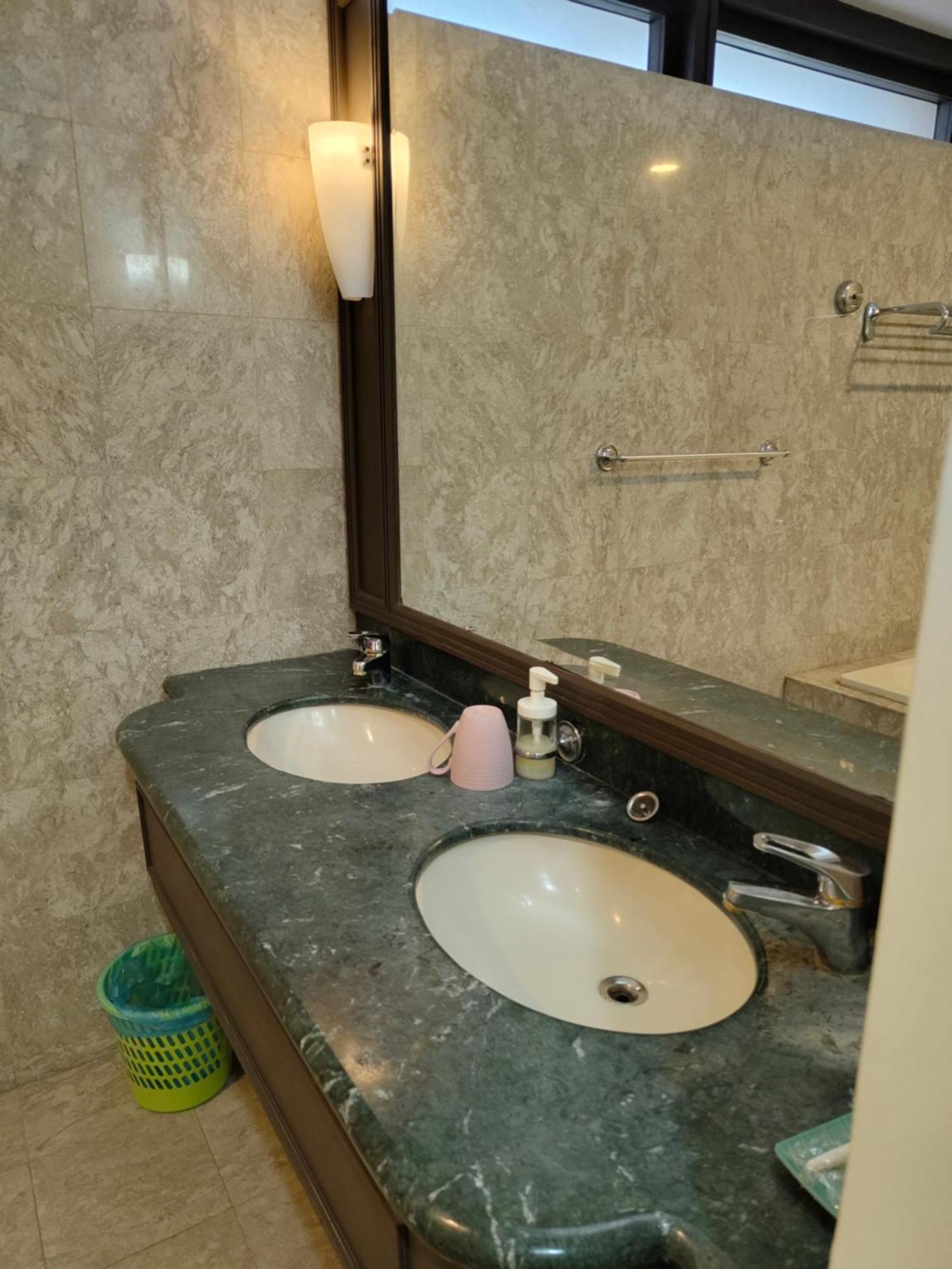 Lotus Infinity At Times Square East Lobby Pangsapuri *